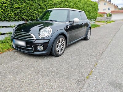Gebraucht Mini Cooper D 111 PS (81 kW) 2011 Schwarz Kleinwagen