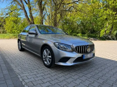 Gebraucht Mercedes C220 194 PS (142 kW) 2018 Silber Limousine