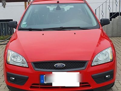 gebraucht Ford Focus 1,6 Ti-VCT Trend Trend