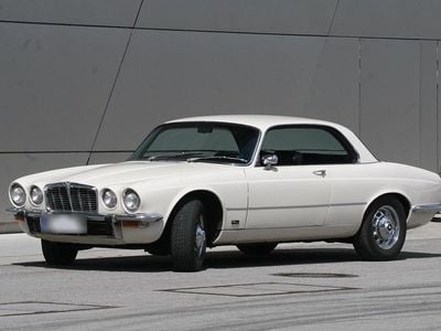 Usata Jaguar XJ6 173 CV (127 kW) 1976 Bianco Berlina