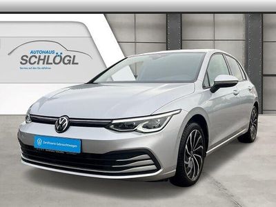 Gebraucht VW Golf VIII Life 150 PS (110 kW) 2020 Silber Limousine