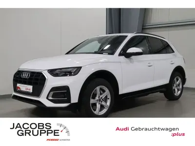 Używany Audi Q5 Basis 204 KM (150 kW) 2025 Biały SUV