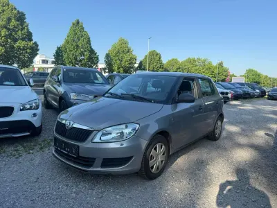 Używany Skoda Fabia Active 60 KM (44 kW) 2013 Beżowy Hatchback
