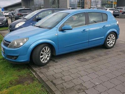 gebraucht Opel Astra 1.6,Tüv(Zylinderkopf defekt) 1399€