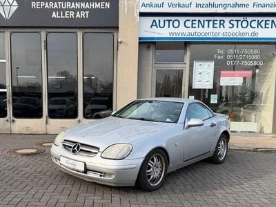 Gebraucht Mercedes SLK230 193 PS (141 kW) 1999 Silber Cabrio
