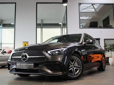 Grau Gebraucht 2022 Mercedes C200 AMG line Limousine | 27.900 € (Guter Preis)