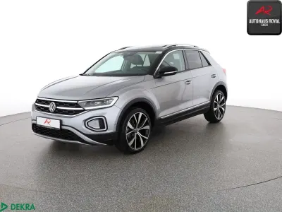 Gebraucht VW T-Roc R-line 150 PS (110 kW) 2023 Pyrit silber SUV
