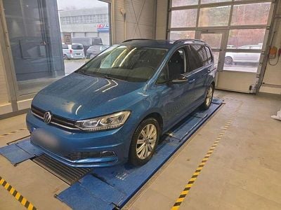 Usata VW Touran Highline 150 CV (110 kW) 2022 Blu Monovolume