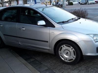 Gebraucht Ford Focus Fun X 109 PS (80 kW) 2007 Silber Limousine