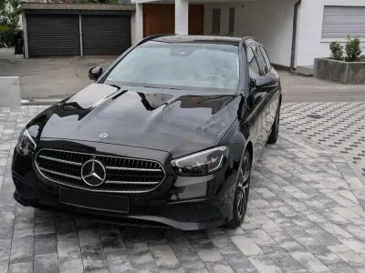Gebraucht Mercedes E200 160 PS (117 kW) 2020 Schwarz Kombi