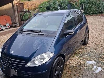 Blau Gebraucht 2005 Mercedes A150 Classic Limousine | 990 € (Fairer Preis)