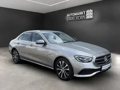 Gebraucht Mercedes E300 Avantgarde 320 PS (235 kW) 2020 Mojavesilber (metallic) Limousine