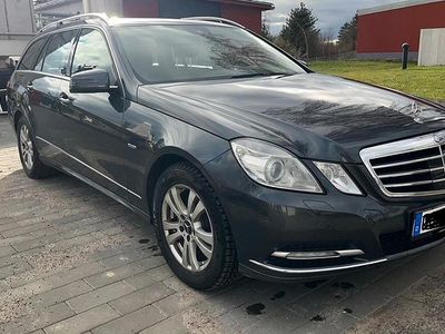 Brugt Mercedes E220 170 HK (125 kW) 2011 Grå Stationcar