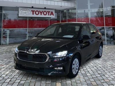 Schwarzmagic perleffekt (metallic) Gebraucht 2024 Skoda Fabia Ambition Kombi | 16.990 € (Guter Preis)