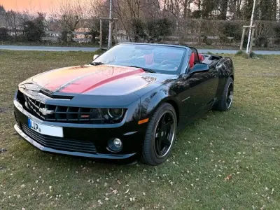 Gebraucht Chevrolet Camaro SS 405 PS (297 kW) 2011 Schwarz Cabrio