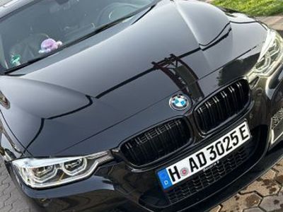 BMW 330e
