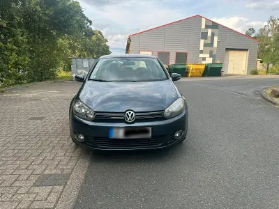 Gebraucht VW Golf VI 160 PS (117 kW) 2010 Blau Limousine