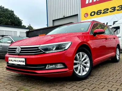 Gebraucht VW Passat 120 PS (88 kW) 2019 Rot Kombi