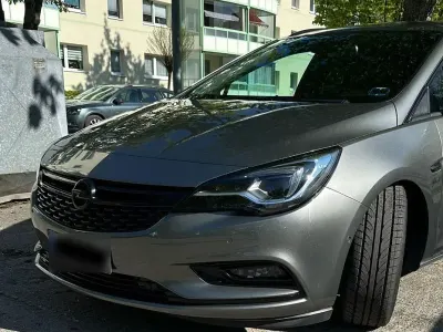 Usata Opel Astra Innovation 150 CV (110 kW) 2017 Grigio Station wagon