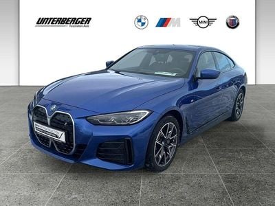 Second-hand BMW i4 Sport Line 210 kW (286 CP) 2023 Albastru Berlinǎ