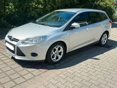 Gebraucht Ford Focus 2014 Silber Kombi