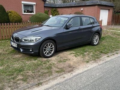 Gebraucht BMW 116 Advantage 109 PS (80 kW) 2018 Grau Kleinwagen