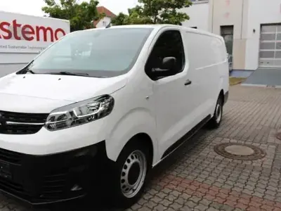 Usata Opel Vivaro Edition 150 CV (110 kW) 2021 Bianco Monovolume