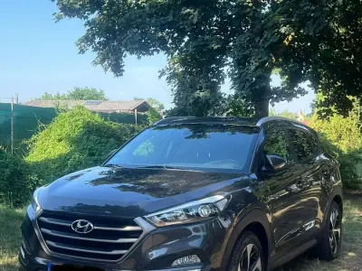Gebraucht Hyundai Tucson Advantage 177 PS (130 kW) 2017 Braun SUV