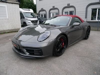 Porsche 911 Carrera 4 GTS