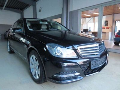 gebraucht Mercedes C180 CGI Aut. BE Elegance+Navi+Xenon+Fernlichta