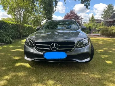 Gebraucht Mercedes E200 160 PS (117 kW) 2019 Grau Kombi