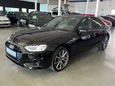Używany Audi A4 Advanced 204 KM (150 kW) 2021 Czarny Sedan/Limuzyna