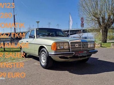 Gebraucht Mercedes 280 156 PS (114 kW) 1977 Grün Limousine