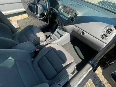 Second-hand VW Golf Plus Cross 105 CP (77 kW) 2009 Negru Monovolum