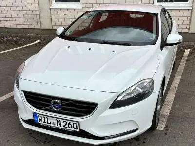 Gebraucht Volvo V40 150 PS (110 kW) 2013 Limousine