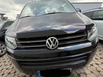Używany VW Multivan 140 KM (102 kW) 2013 Czarny Minivan