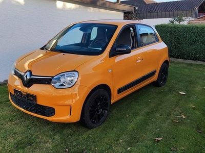 Usata Renault Twingo Equilibre 60 kW (82 CV) 2022 Giallo Utilitaria