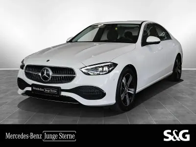 Gebraucht Mercedes C180 Avantgarde 170 PS (125 kW) 2025 Unilack polarweiß Limousine