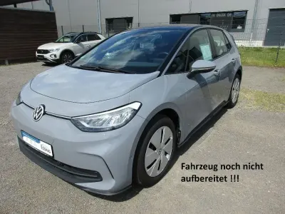 Gebraucht VW ID.3 Pro 150 kW (204 PS) 2024 Mondsteingrau Kleinwagen