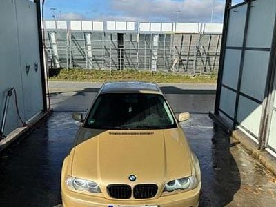 BMW 323