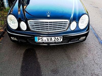 Mercedes E320