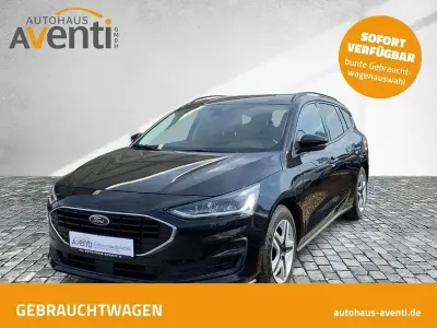 Używany Ford Focus Cool & Connect 155 KM (114 kW) 2022 Czarny Kombi