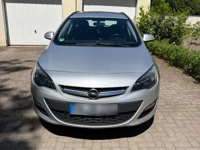 Gebraucht Opel Astra Eco 110 PS (80 kW) 2015 Silber Kombi