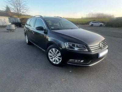 Gebraucht VW Passat Comfortline 140 PS (102 kW) 2013 Schwarz Kombi
