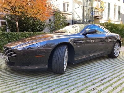 Aston Martin DB9