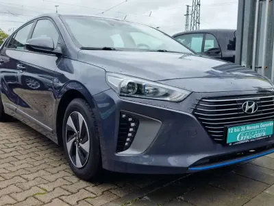 Gebraucht Hyundai Ioniq Trend 105 PS (77 kW) 2017 Iron gray / mic Kleinwagen
