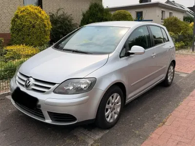 Gebraucht VW Golf VI 140 PS (102 kW) 2010 Silber Kleinwagen