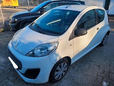 Usata Peugeot 107 68 CV (50 kW) 2014 Bianco Utilitaria