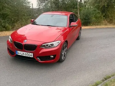 Gebraucht BMW 220 Sport Line 190 PS (139 kW) 2015 Rot Coupé