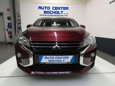 Bluish red Gebraucht 2024 Mitsubishi Space Star Select Kleinwagen | 11.900 € (Guter Preis)